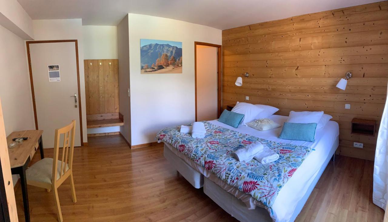 Bed and Breakfast L'Escale En Ubaye Saint-Pons  Экстерьер фото